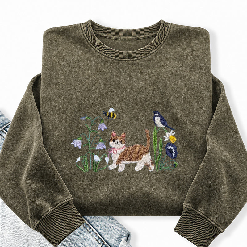 Embroidered Cat Wild Flower Washed Crewneck Sweatshirt
