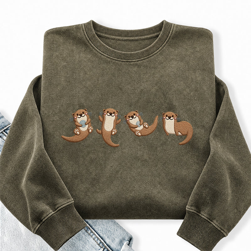 Embroidered Cute Otters Washed Crewneck Sweatshirt