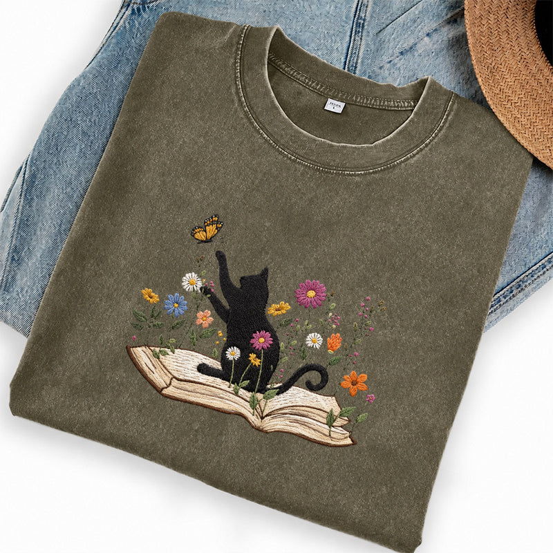 Embroidered Autumn Black Cat Book Washed Crew Neck T-Shirt
