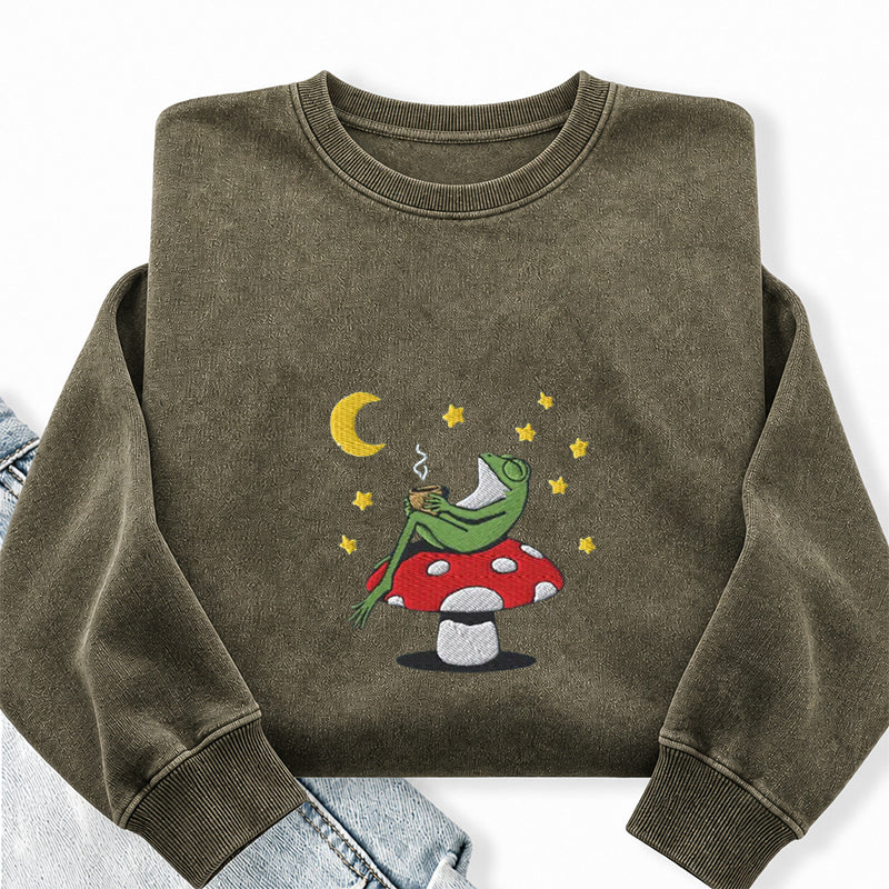 Embroidered Frog Night With Coffee Washed Crewneck Sweatshirt