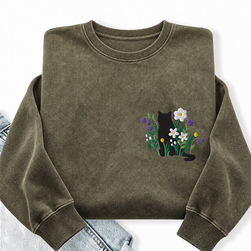 Embroidered Cottagecore Cat Washed Crewneck Sweatshirt
