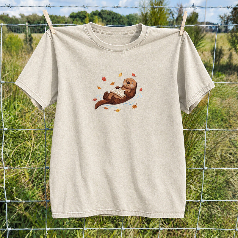 Embroidered Otter Reading Book Washed Crew Neck T-Shirt