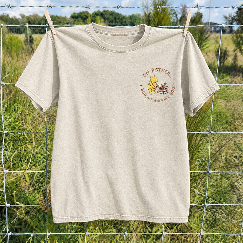 Embroidered Funny Bear Reading Books Washed Crew Neck T-Shirt