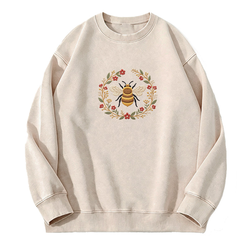 Embroidered Bee Wildflower Washed Crewneck Sweatshirt