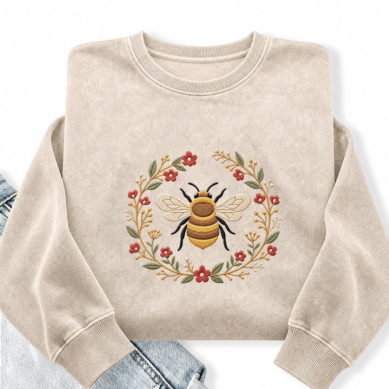 Embroidered Bee Wildflower Washed Crewneck Sweatshirt