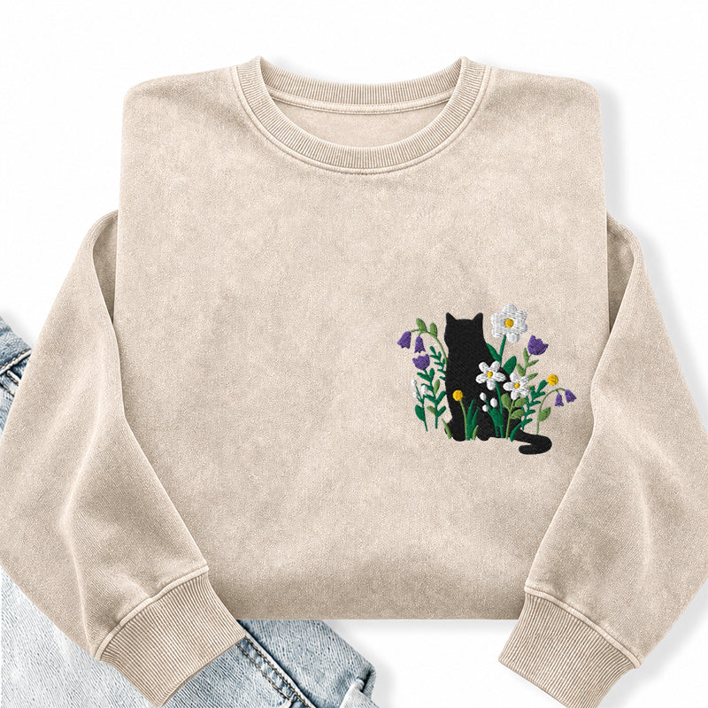 Embroidered Cottagecore Cat Washed Crewneck Sweatshirt