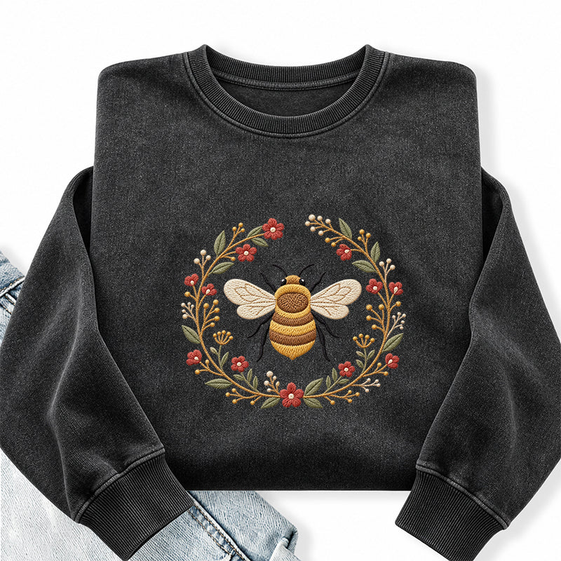 Embroidered Bee Wildflower Washed Crewneck Sweatshirt