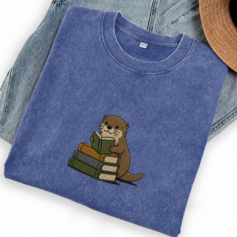 Embroidered Reading Otter Washed Crew Neck T-Shirt