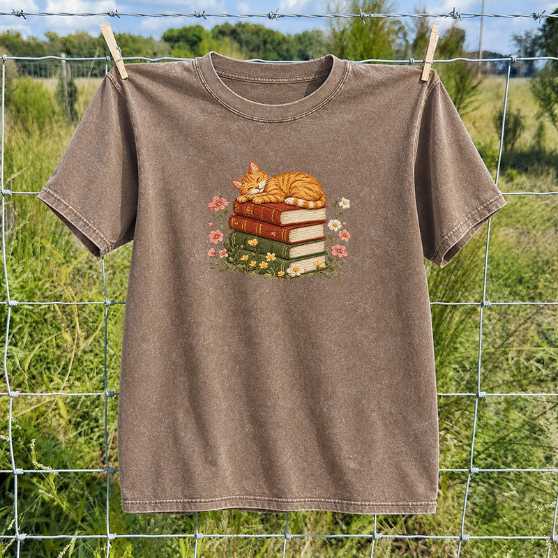 Embroidered Sleeping Cat On Books Washed Crew Neck T-Shirt