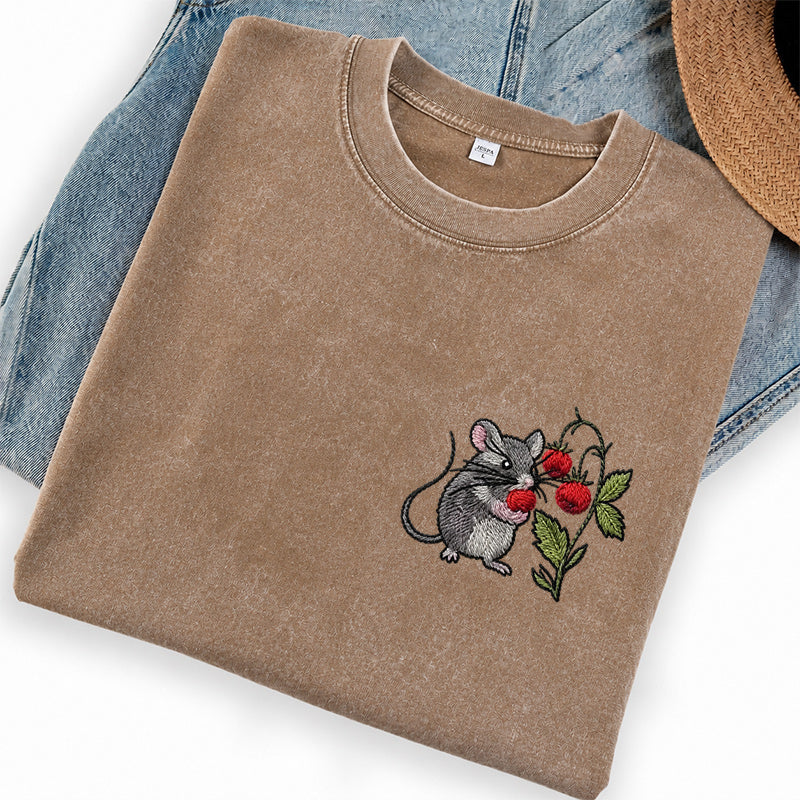 Embroidered Cottagecore Mouse Washed Crew Neck T-Shirt