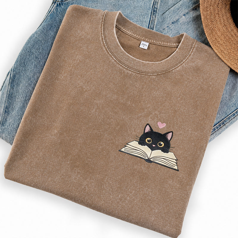 Embroidered Reading Black Cat Washed Crew Neck T-Shirt