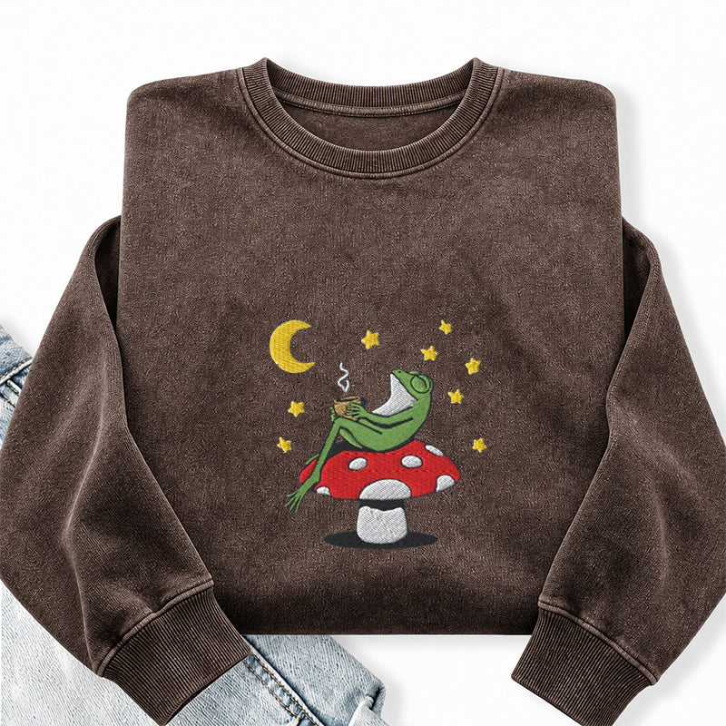 Embroidered Frog Night With Coffee Washed Crewneck Sweatshirt