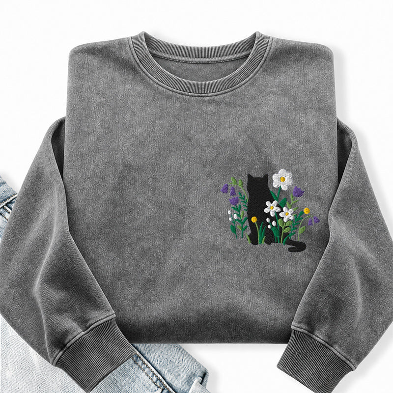 Embroidered Cottagecore Cat Washed Crewneck Sweatshirt