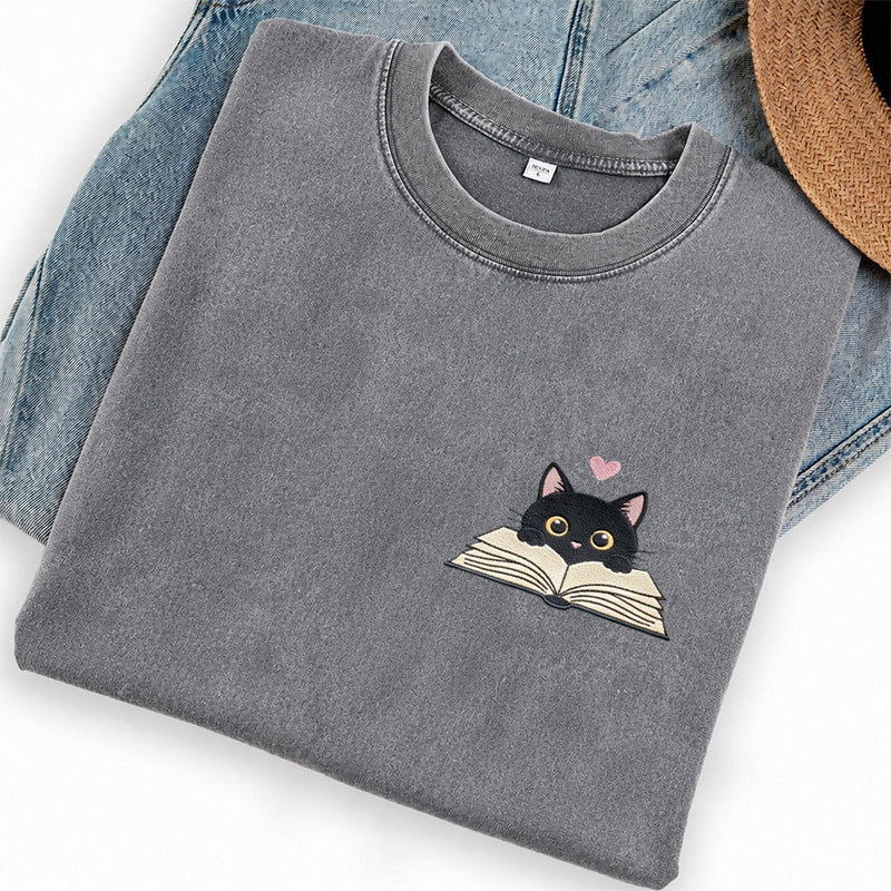 Embroidered Reading Black Cat Washed Crew Neck T-Shirt