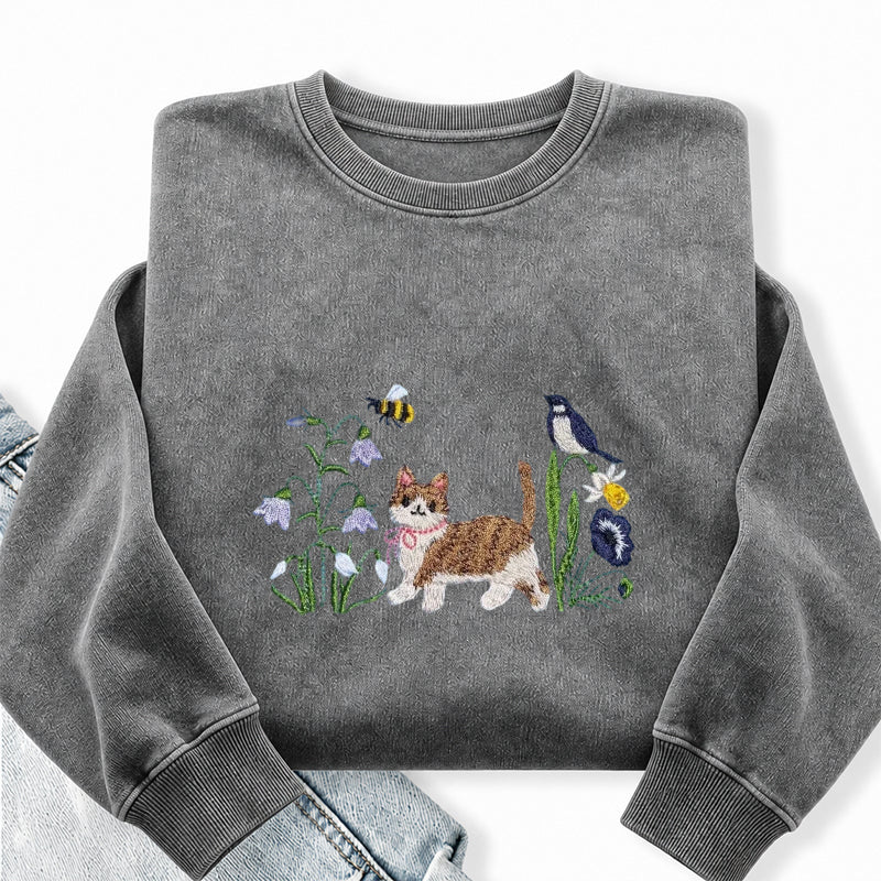 Embroidered Cat Wild Flower Washed Crewneck Sweatshirt