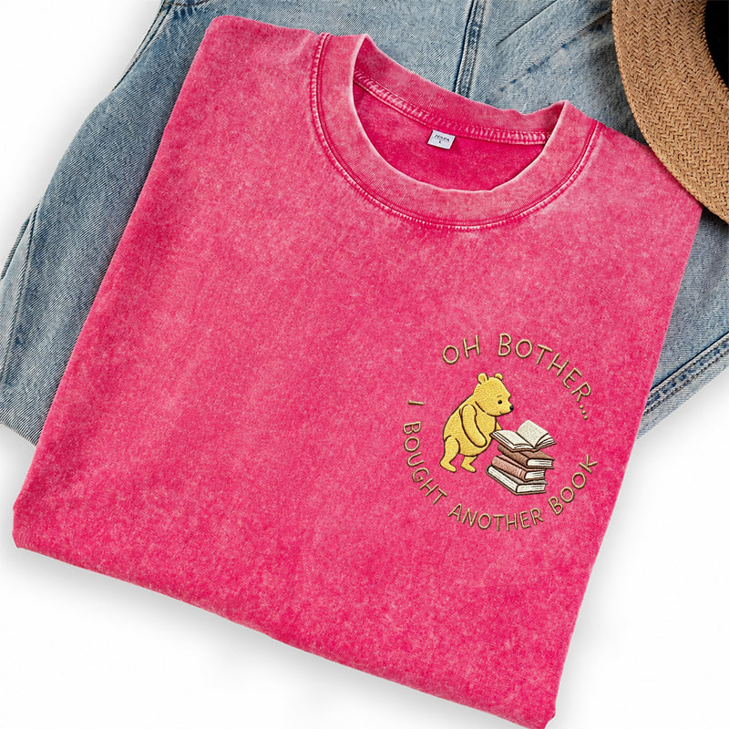 Embroidered Funny Bear Reading Books Washed Crew Neck T-Shirt