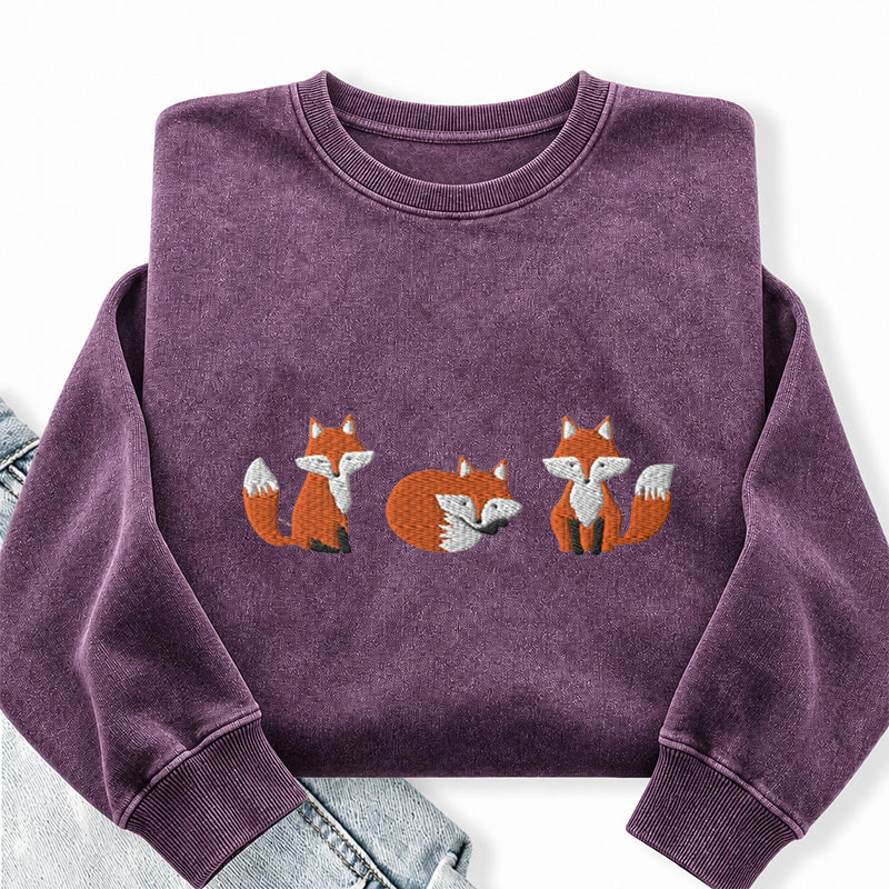 Embroidered Three Fox Washed Crewneck Sweatshirt