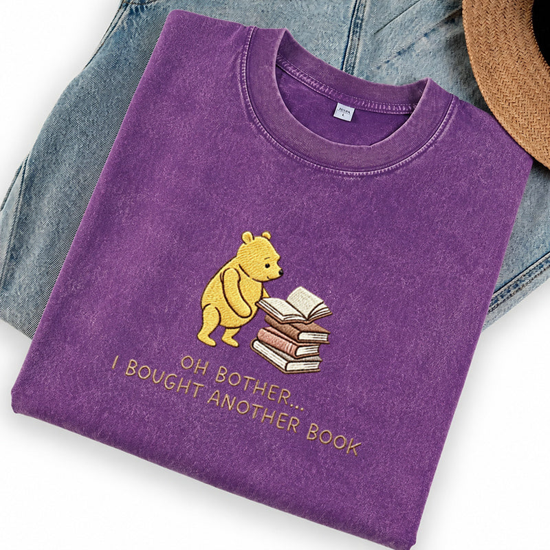 Embroidered Funny Bear Reading Books Washed Crew Neck T-Shirt