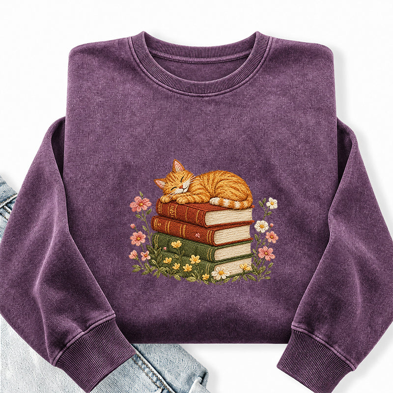 Embroidered Cat Sleeping On Books Washed Crewneck Sweatshirt