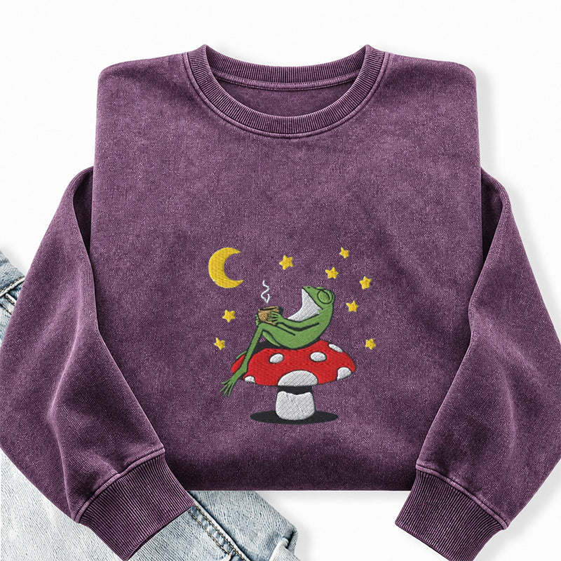 Embroidered Frog Night With Coffee Washed Crewneck Sweatshirt