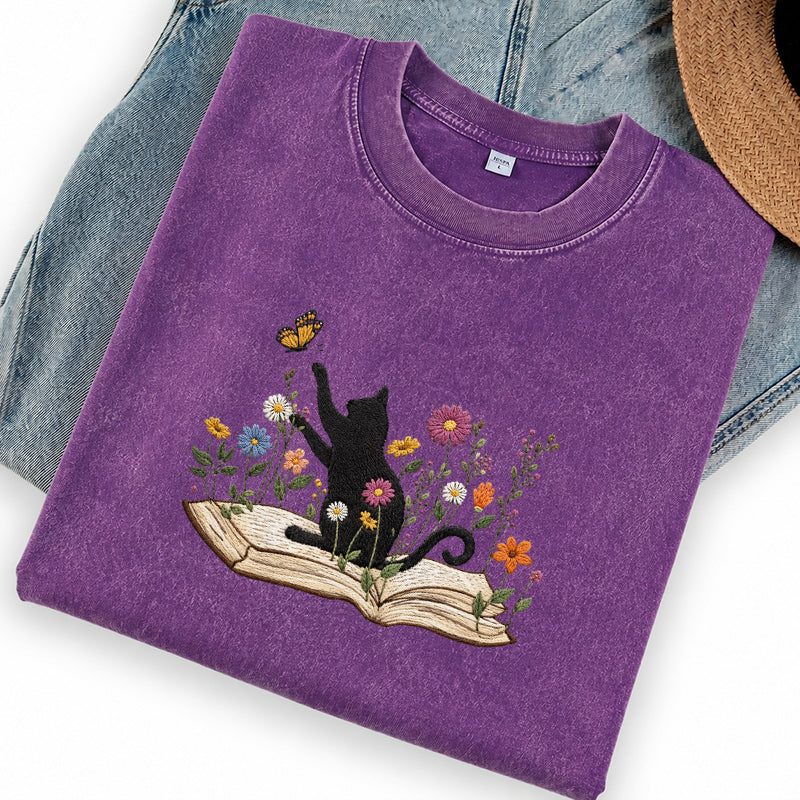 Embroidered Autumn Black Cat Book Washed Crew Neck T-Shirt